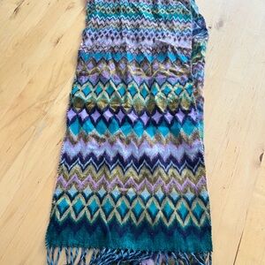 Multicolor Chevron Pattern Scarf